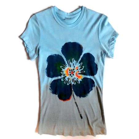 Hibiscus floral t-shirt